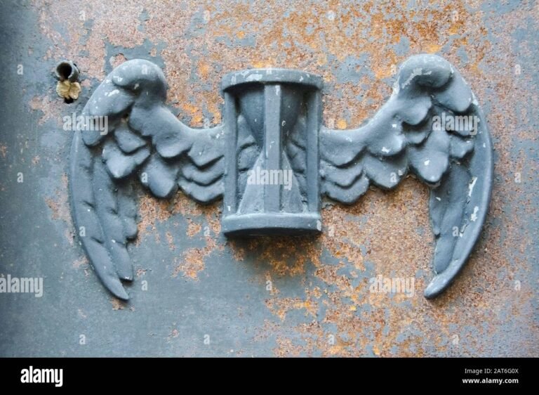 Cuántos años dura una condena de cadena perpetua en Argentina 8 carcel argentina con reloj de arena