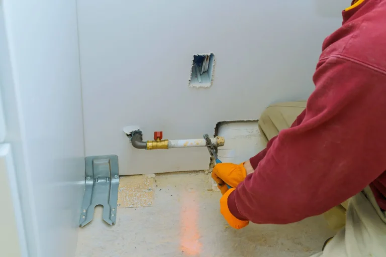 Es seguro tener caños de gas por fuera de la pared en casa