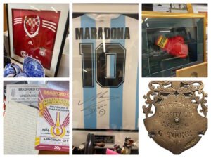 martillero publico subastando bienes en argentina