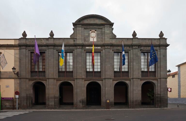 Cuál es el CUIT de San Cristóbal Seguros para trámites legales